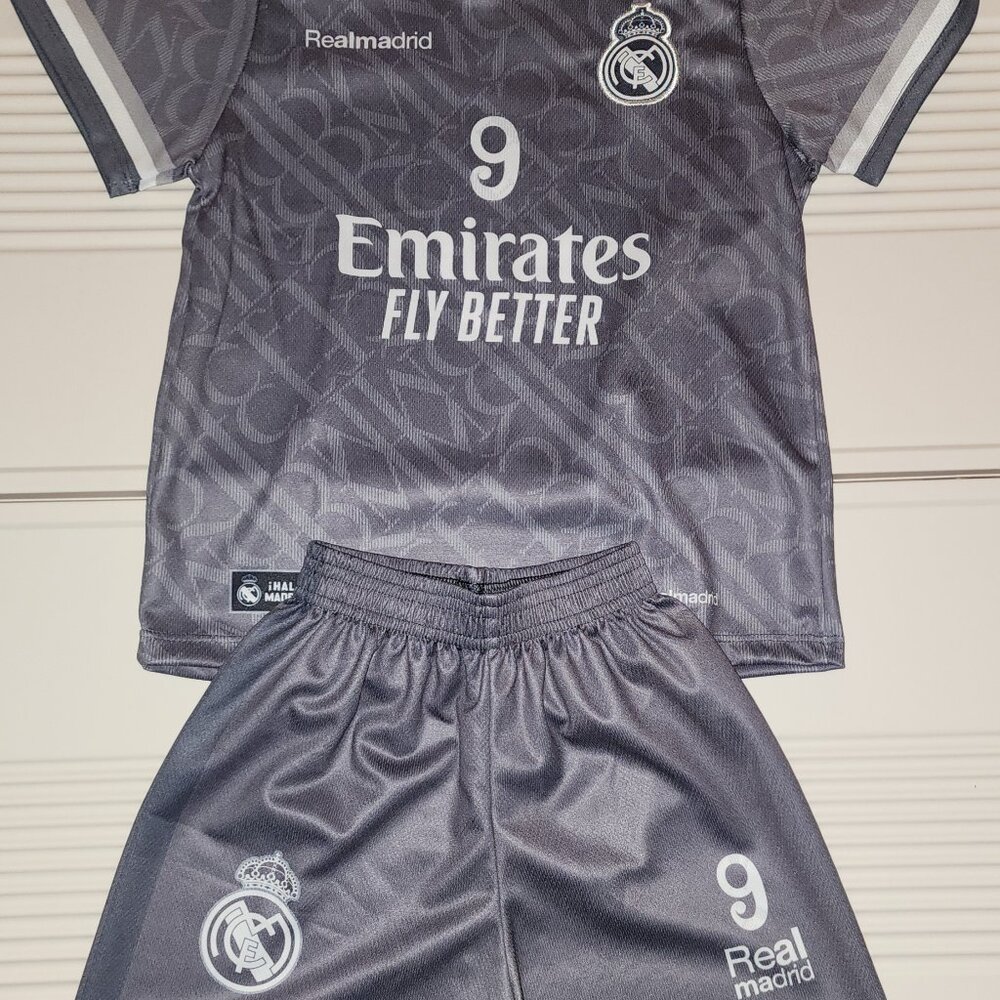 Real Madrid Kids Set 24/25 #9 Mbappe